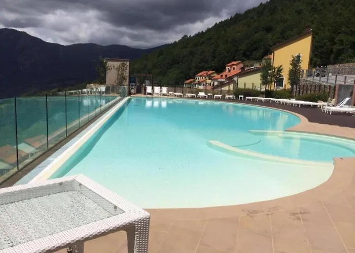 Liguria, Swimming Pool - - View Apartamento Magliolo