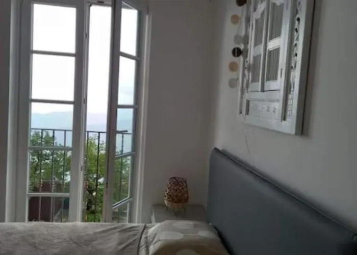 Liguria, Swimming Pool - - View *