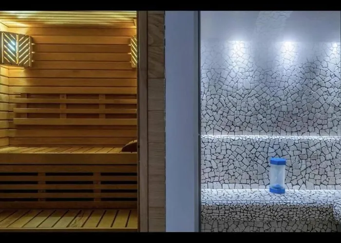 Liguria, Swimming Pool - - View *